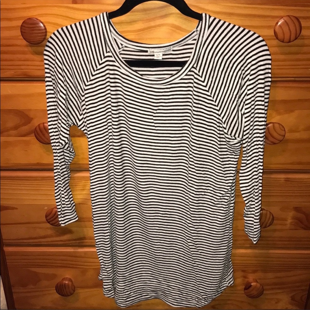 Striped quarter sleeve top